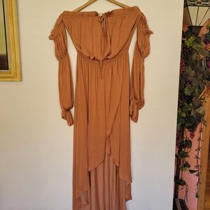 Show some sass, and shoulder!